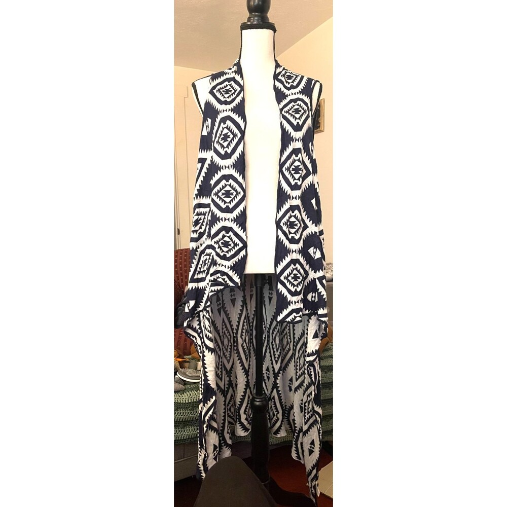 Knox Rose Black White Cardigan Sweater Vest Size XL Aztec Print Open Front